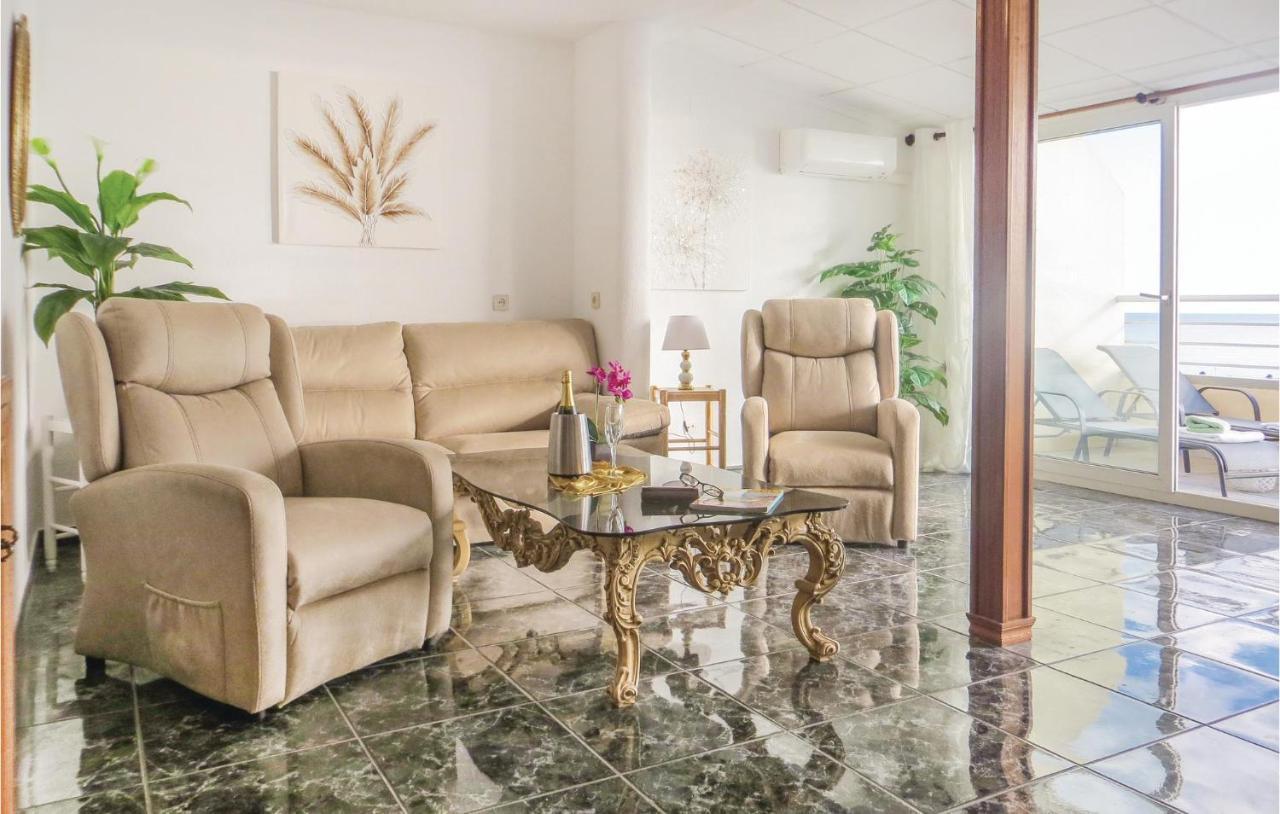 2 Bedroom Stunning Apartment In טורבייחה מראה חיצוני תמונה